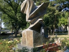 Niš, spomenik vojnicima nastradalim u Drugom svetskom ratu
