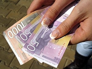 pljacka 1100 dinara