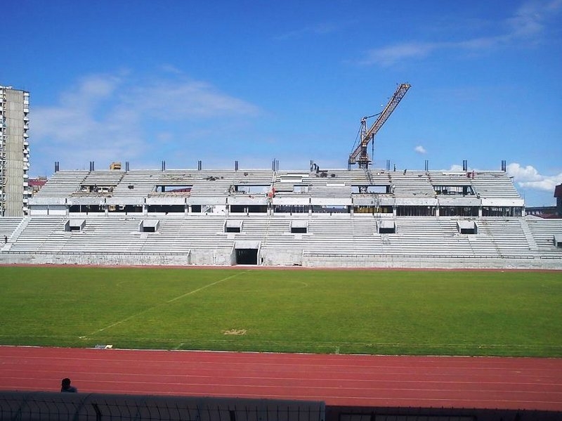 stadion cair, rekonstrukcija