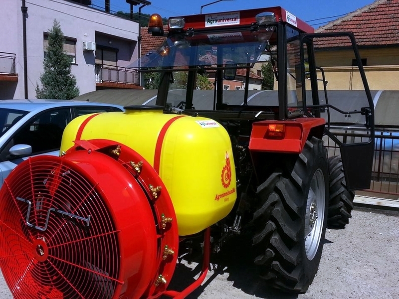 Traktor.jpg