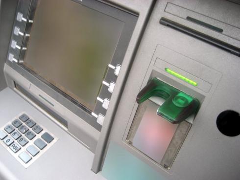 bankomat-skimer-*niebezpiecznik.pl*.jpg