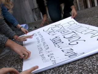 490x370-studentski-protest.png