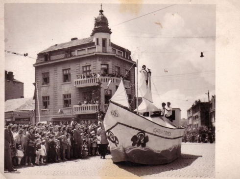 Sinji Galeb na suvom ispred ''Gorče'' 1948.godine