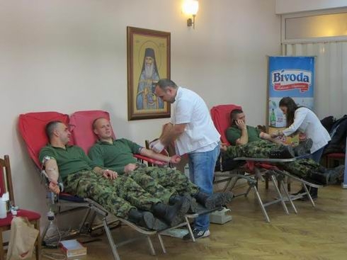 Vojska-davanje-krvi-Vranje-1.jpg