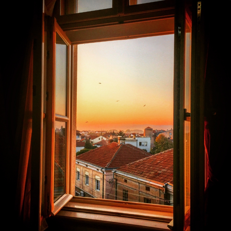 Otvoriš prozor i udahneš #Niš.
Moj grad u oktobru. #2015
@docaoknis ®