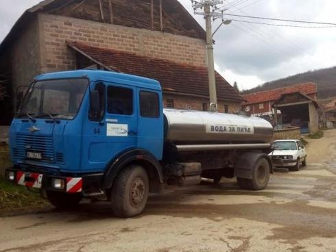 Cisterna ostaje u selu Berčinac; foto: JKP Naissus facebook