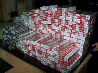 Zaplenjeno preko 44.000 cigareta; foto: Uprava carine