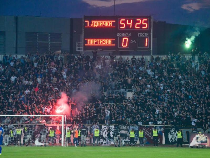 Navijači Partizana severna tribina stadion "Čair"