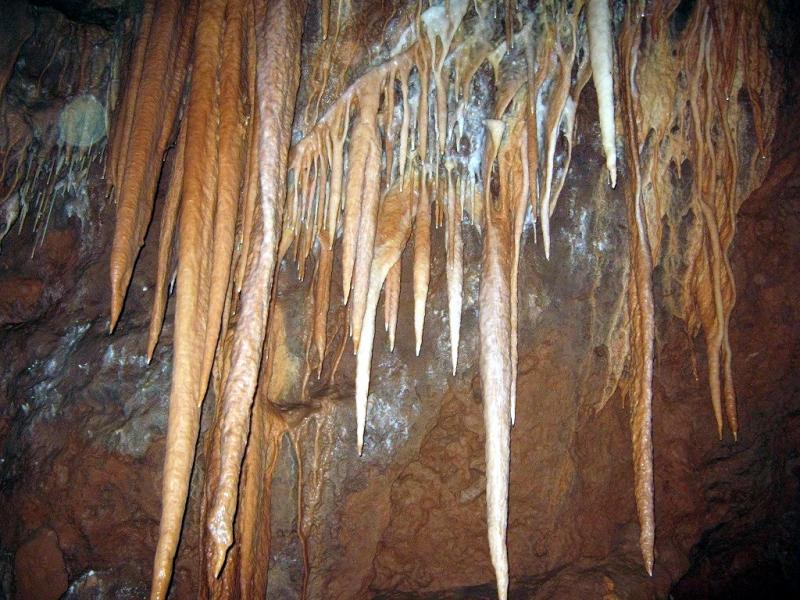 Cerjanska pećina bogata pećinskim nakitom