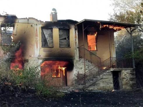 požar, kuća u plamenu, foto LJ.M.