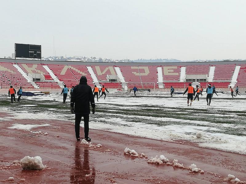 Radnički stadion Cair sneg