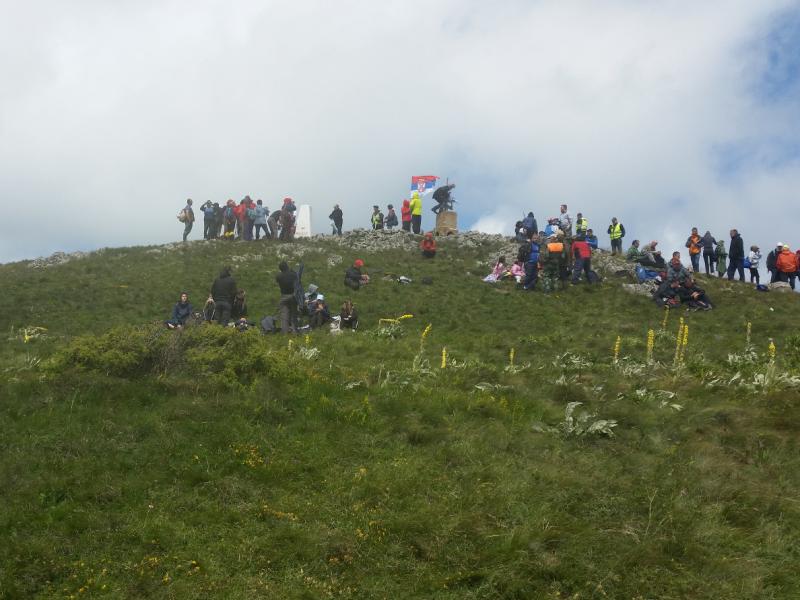 Planinari se smenjivali na vrhu planine Ruj