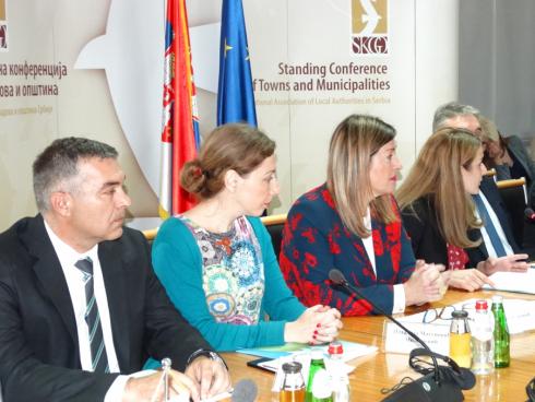 4 opštine sa juga Srbije potpisale sporazum o inkluziji Roma