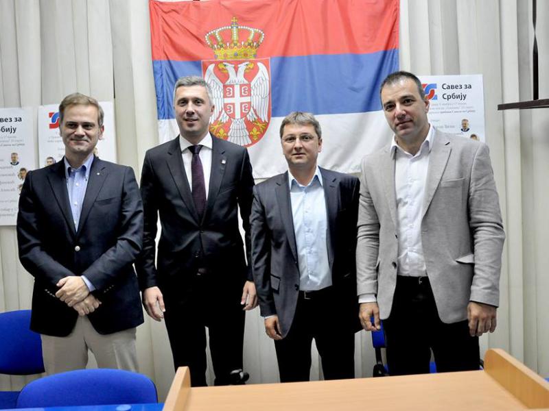 Pirotska grupa građana prva lolaklni politički akteri koji su se priključili Savezu za Srbiju