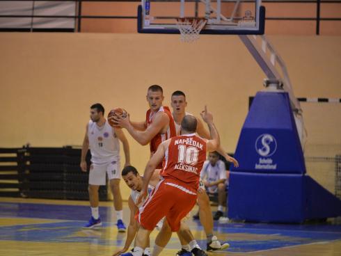 Konstantin Napredak košarka