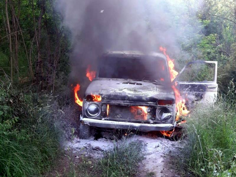 kola u plamenu