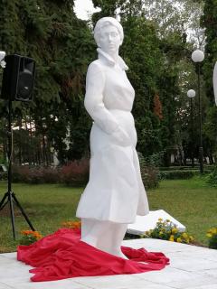 Spomenik Svrljig, Ylata Petkovic, foto Aleksandar Kostic (1)