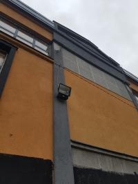 fasada skole Dusan Radovic odpada