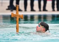 Andrija Petković plivanje za časni krst Bogojavljenje Niš 2020 foto Južne vesti Vanja Keser1