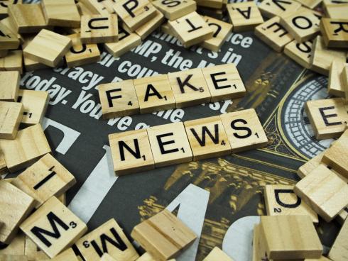 "Fake News - Scrabble Tiles" by journolink2019 is licensed under CC BY 2.0 