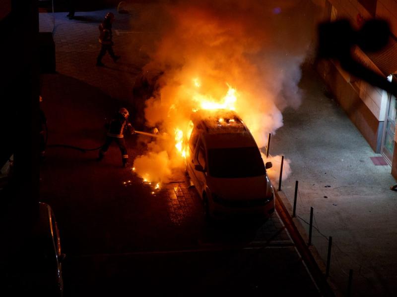 Zapaljeni automobili Somborska 2; foto: Davorin Dinic