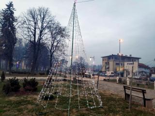 Pirot novogodisnja dekoracija 2020 2; foto: JV-Lj. Filipov