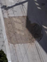 Dva kratera u Karpatskoj ulici hitno postaviti asfalt