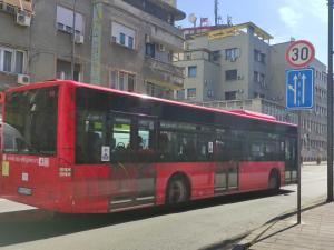 Slika broj 1632777. Ženu udario gradski autobus u centru Niša