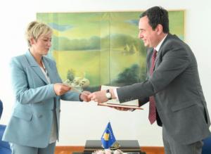 Slika broj 1347491. Bivša predsednica Opštine Preševo savetnica kosovskog premijera - zadužena za Preševo, Bujanovac i Medveđu