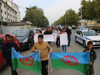 Romi protest struja; foto Opre Roma Srbija