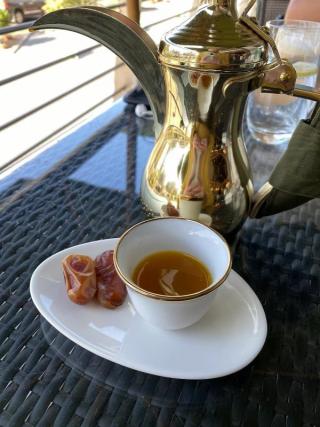 Kafa u Saudijskoj Arabiji se pije uz urme_ privatna arhiva