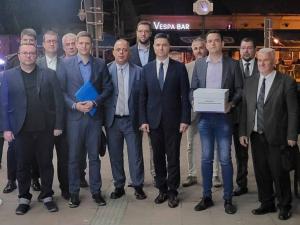 SNS i koalicione stranke prvi predali listu za lokalne izbore u Nišu