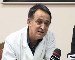 Nis2CdrZarkoRankovic2CdirektorInfektivneklinikeobrojupregledakojisuobavljeniuposlednja24casaistanjuhospitalizovanihpacijenata