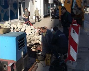 Nis2CradovinasanacijimagistralnogtoplovodanaTrgu14 oktobar2Cpokrivanje