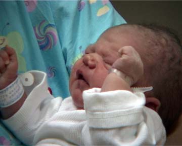 Nis Nadja Markovic zamenik gradonacelnika obilazi porodiliste pokrivanje