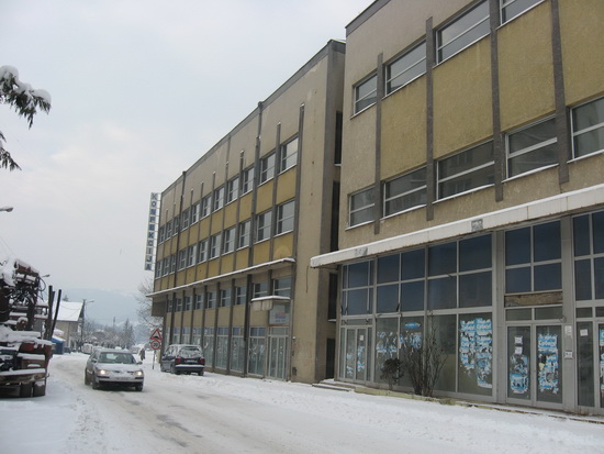 Kursumlija zgrada konfekcije