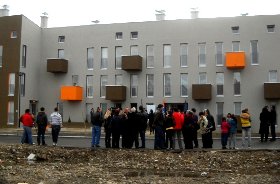 Stanovi Leskovac za raseljene