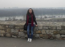 Gimnazija nagradjejna ucenica vleika 4