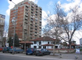 leskovac centar crvena zgrada