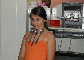 leskovaac devojcica sa magnetima