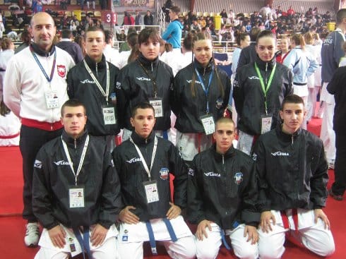 Uspesi mladih niških karatista 1 kk nis ekipa