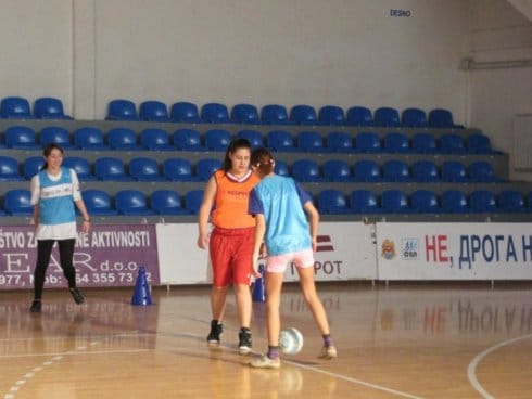Turnir u ženskom fudbalu 16 pirot zenski fudbal