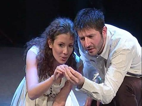 Predstava "Staklena menažerija" u Nišu 3 scena iz predstave