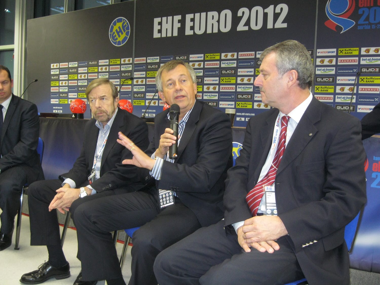 Predsednik EHF-a posetio halu Čair 1 IMG 0250