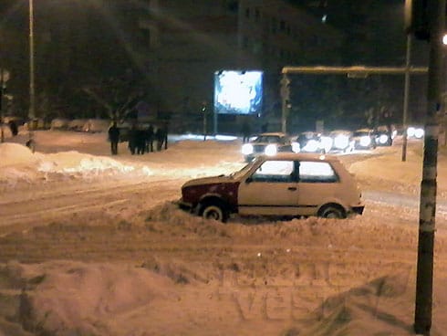 yugo na sred raskrsnice