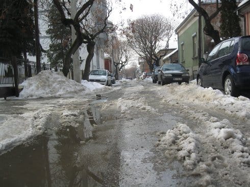 "Putevi u Nišu očišćeni" 3 sneg nis