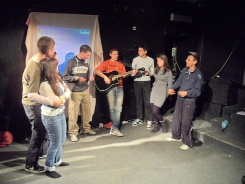 Premijera predstave "Mostovi" u Nišu 1 akademsko pozoriste