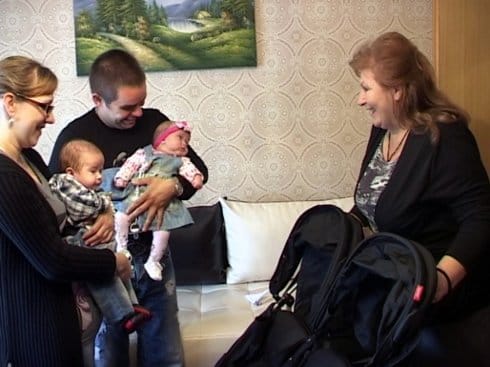 Kolica za 4 blizanca 14 lelica i deca