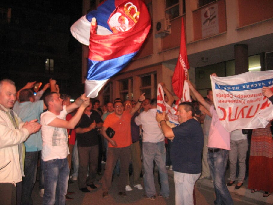 Vranje: SPS slavi uz trubače - video 11 SPS