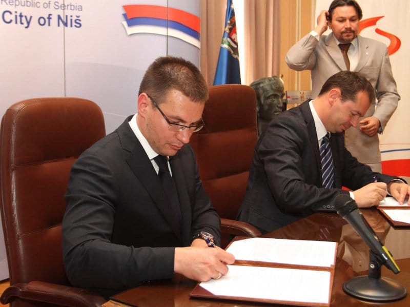 5 miliona NIS-a za Naisu, Železničar i Nišvil 2 potpisivanje nis